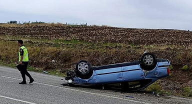 Samsun'da otomobil takla attı! 3 kişi yaralandı