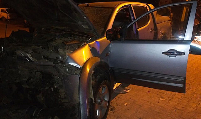 Samsun'da rahatsızlanan sürücü aracıyla duvara çarptı