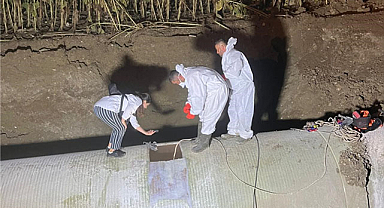 Samsun'un Vezirköprü ilçesinde patlayan sulama borusu onarılıyor