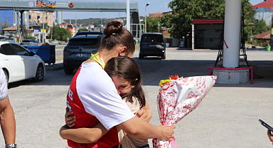 Samsunlu Dünya şampiyonu Şaziye Demir coşkuyla karşılandı