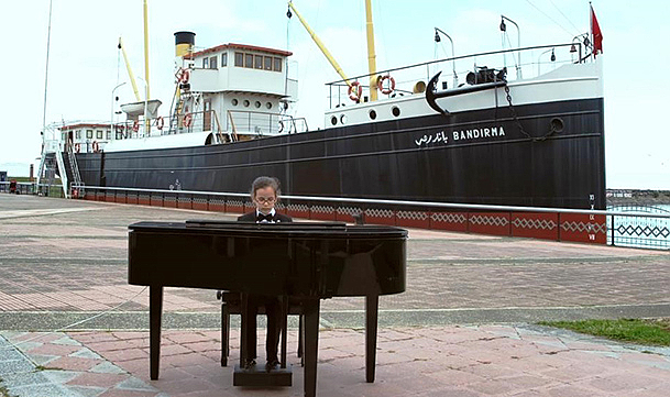 Samsunlu minik piyanist Yusufhan Çakır, Uluslararası Piyano Yarışmasını kazandı