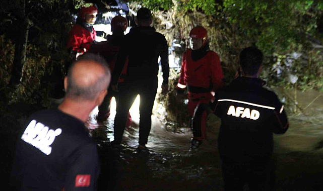 Selde kaybolan vatandaşı arama çalışmaları sürüyor