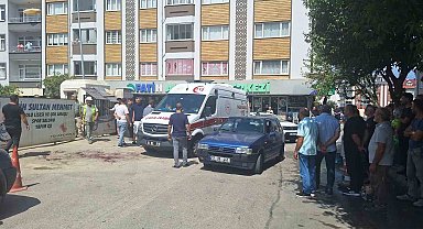 Sokak ortasında silahlı kavga