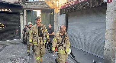 Tarihi Kapalıçarşı'da korkutan yangın