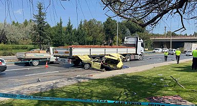 Tofaş ikiye bölündü: 1 ölü, 1'i ağır 3 yaralı