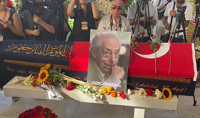 Türk Tiyatrosu'nun usta isimlerinden Genco Erkal,son yolculuğuna uğurlandı