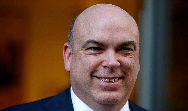 Ünlü milyarderin cesedi batan tekneden çıkarıldı: Kızının cesedi aranıyor!