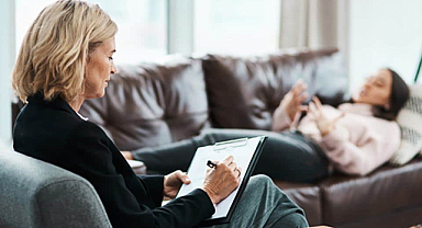 Ünlü şarkıcının eşi üniversiteyi kazandı