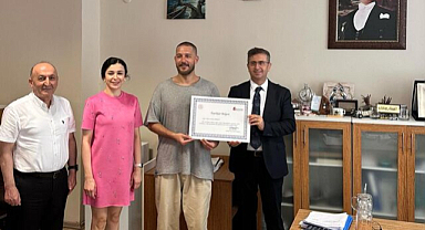 Vergi Dairesinden, Uraz Kaygılaroğlu’na teşekkür belgesi