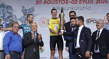 2. Kurtuluş Yolu Bisiklet Turu'nun şampiyonu Belçikalı Wouters oldu