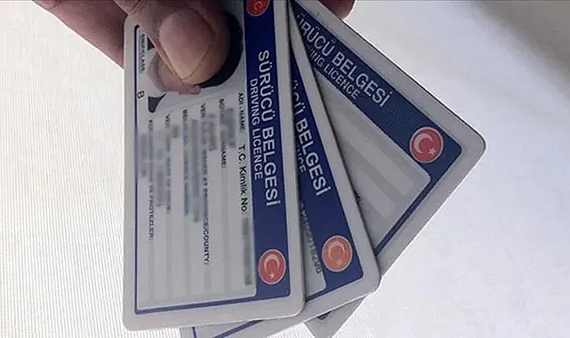 2024 Ehliyet yenileme ücretleri belli oldu! Yeni ehliyet ne kadar olacak? İşte ödenmesi gereken tutar