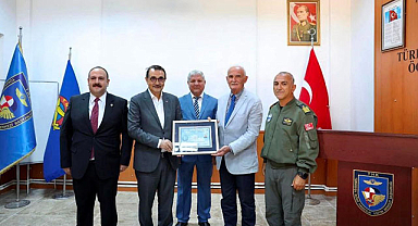 AK Parti Genel Başkan Yardımcısı Yılmaz'dan, İnönü Belediye Başkanı Hamamcı'ya ziyaret