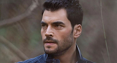 Akın Akınözü'nden annesinin ölümü sonrası ilk paylaşım