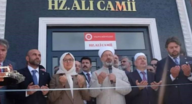 Ali Erbaş, Kuran kursu açılışında Kelime-i Şehadeti yanlış okudu! Sosyal medyada tepki topladı