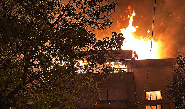 Annesiyle tartışıp evi yaktı