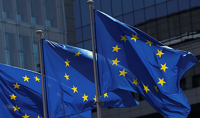 Avrupa Birliği'nde 100'den fazla şirket yapay zeka paktına imza attı