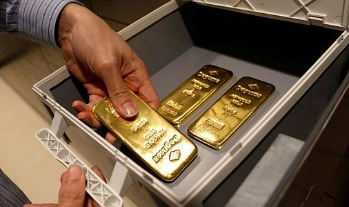 Çin Merkez Bankası’ndan değer kaybına karşı önlem! Altın alımını durdurdu