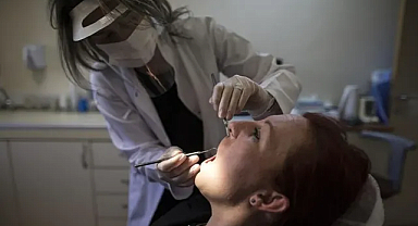 Diş sıkanlar, gıcırdatanlar dikkat! Diş kaybına neden oluyor