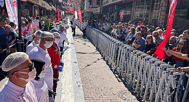 Dünyanın en uzun lokumu Guinness Dünya Rekorları kitabına girdi