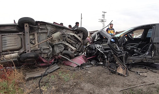 Feci trafik kazası 2 kardeşi hayattan kopardı