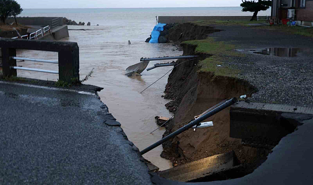 Heyelanda 1 kişi öldü, kayıp sayısı 10'a yükseldi