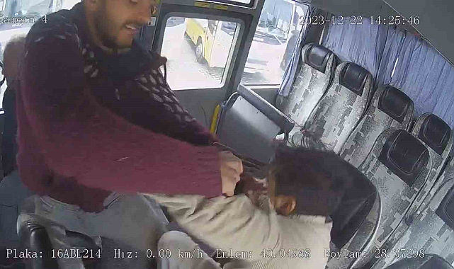 Husumetlisini böyle vurdu, sonra acımasızca darbetti