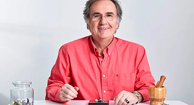 İbrahim Saraçoğlu’ndan gençlik sırları! Duyan hemen içmeye başlayacak