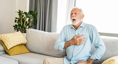 Kalp krizinin gizli sinyalleri! Göğüs ağrısından önce bunlar görülüyor