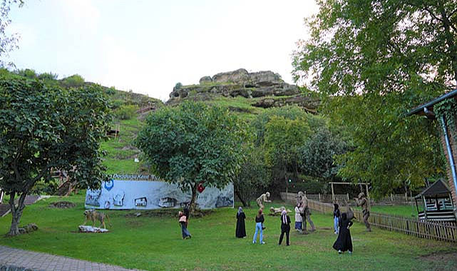 Karadeniz’in ilk insan yerleşkesi: Tekkeköy Mağaraları Arkeoloji Vadisi