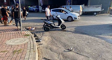 Kaza yapan ehliyetsiz sürücü polis merkezine sığındı