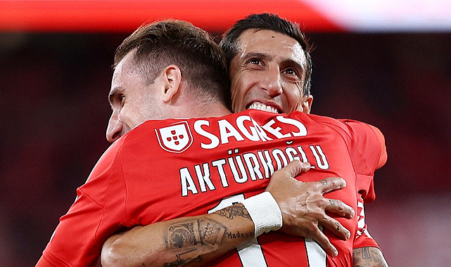 Kerem Aktürkoğlu Portekiz basınından övgü topladı! 10 yıl sonra ilki başardı