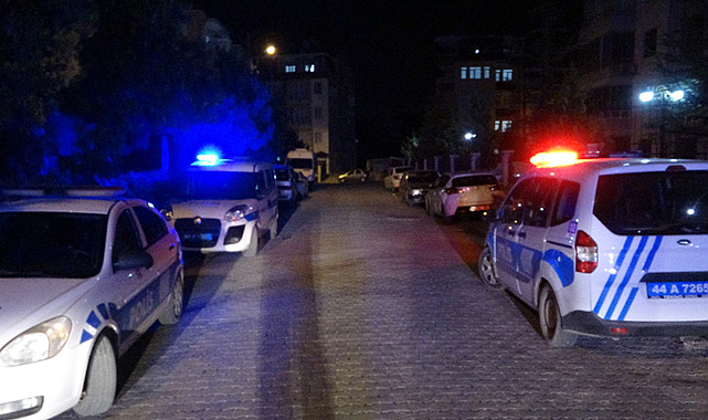 Komşuların kavgasında kan aktı