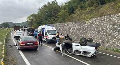 Otomobil yolcu otobüsüne çarptı! 7 yaşındaki çocuk öldü