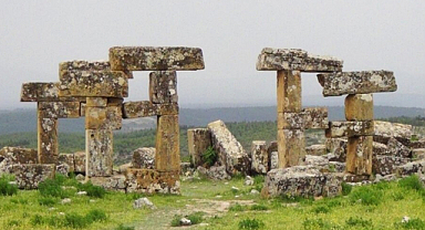 Roma dönemine ait kadın heykeli bulundu