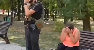 Rus füzesi bankta oturan kızın canını aldı! Kafası koptu