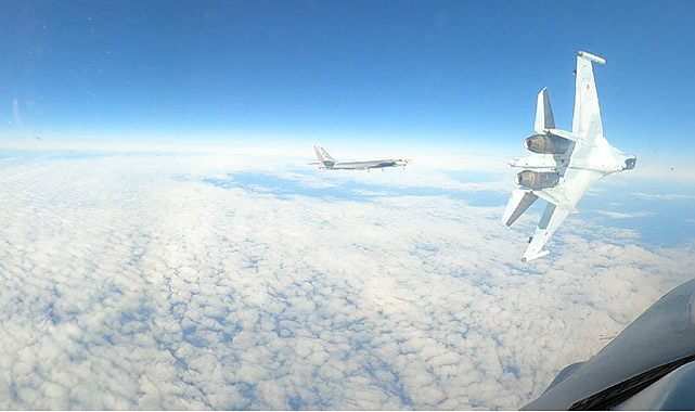 Rus ve ABD savaş uçakları arasında gerginlik