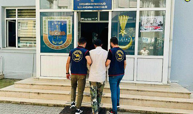 Samsun'da 17 yıl 7 ay hapis cezası bulunan hükümlü sahte kimlikle yakalandı