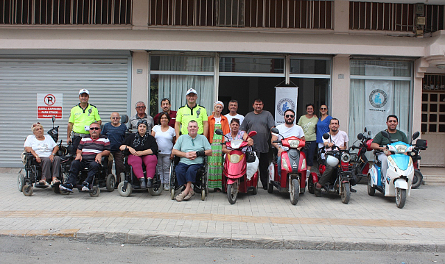 Samsun'da trafik polisi engelli bireylere trafik eğitimi verdi