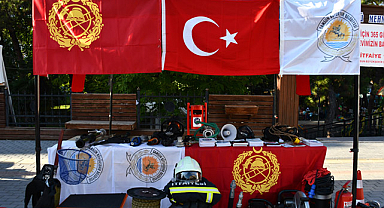 Samsun'un Vezirköprü'de itfaiye araç gereçleri sergilendi