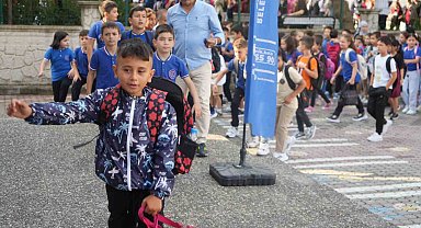 Samsun'da binlerce öğrenci ders başı yaptı