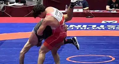 Samsunlu sporcu Alperen Berber U20 Dünya Güreş Şampiyonası'nda finalde