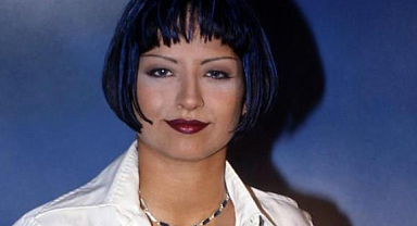 Şarkıcı Bendeniz yeni haliyle görenleri şaşırttı! Yıllar onu değil o yılları eskitmiş