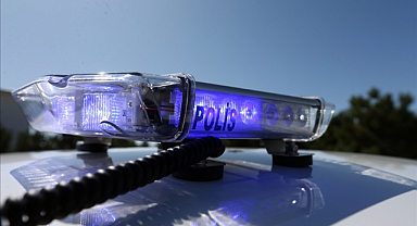 Uygulama noktasına çarptı! 2 si polis 6 kişi yaralandı