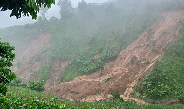Yagi Tayfunu Tayland'a ulaştı: 4 ölü