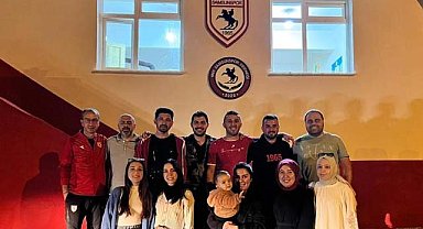 1965 Samsunspor Derneği okulu kırmızı-beyaza boyandı