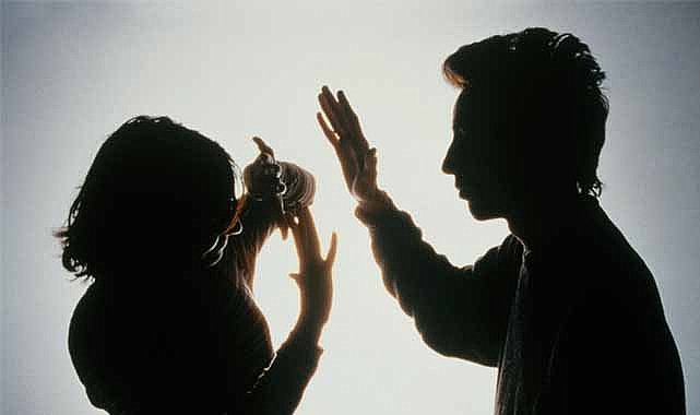 AK Parti'den kadına ve çocuğa yönelik şiddete karşı açıklama