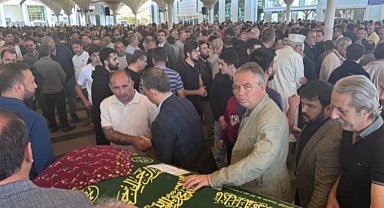 AK Partili Betül Önderoğlu toprağa verildi