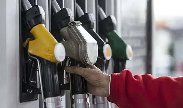 Akaryakıtta tabela değişti! Brent petrol düşüşte, Benzin ve motorin güncel fiyatı