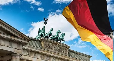 Almanya’nın ekonomisi çöküyor mu? Fabrika siparişleri düştü, ülkede resesyon korkusu başladı