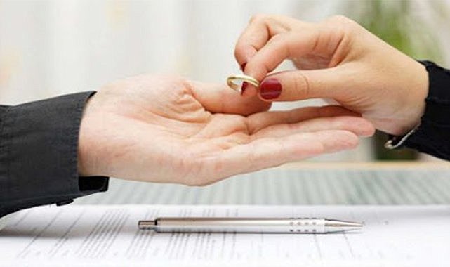 Boşanma davalarında bekleme süreleri düşürüldü